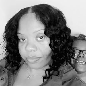 Meet your Posher, Laquana